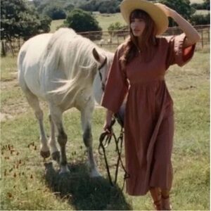 Doen Brown Midi Dress